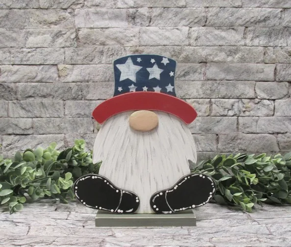 Sitting Gnome Craft Kit on Base