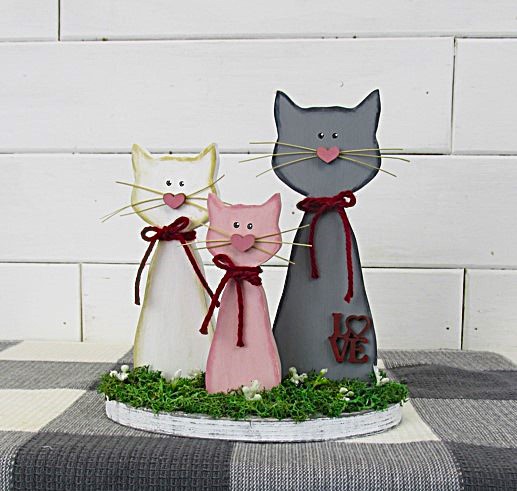 Wooden Love Cats Trio on Base Kit
